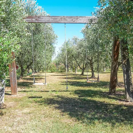 In * Roccastrada