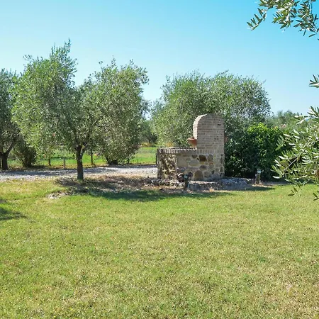 In * Roccastrada